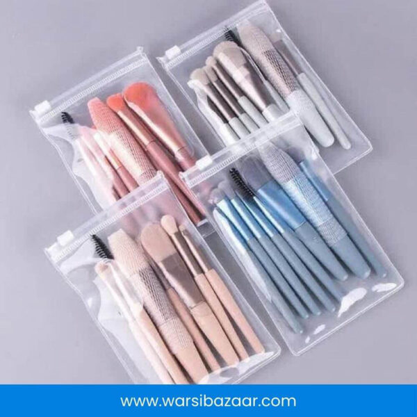 08-piece POUCH makeup brush set with soft bristles for beauty professionals