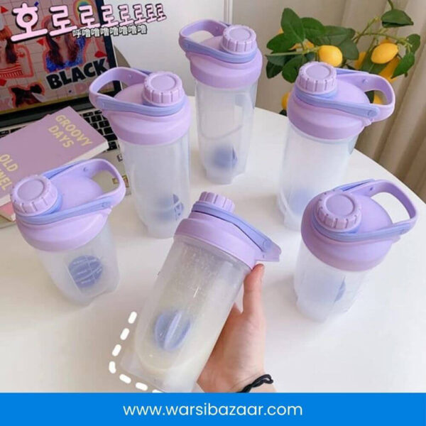 700ML Shaker Bottle for mixing protein and fitness drinks