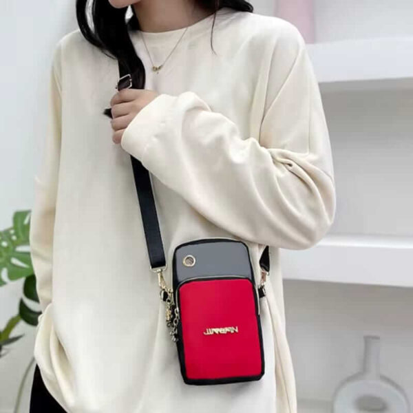 Stylish women sling shoulder bag with multi-pocket design