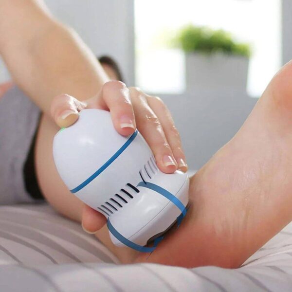 Electric foot callus remover with built-in vacuum