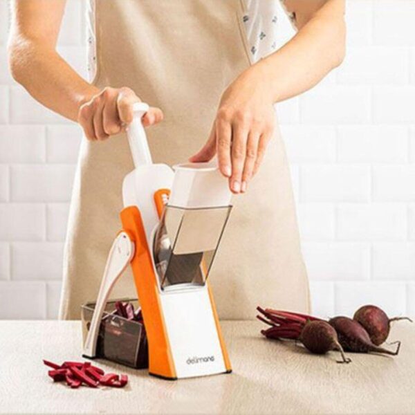 Multi-slicer for kitchen with safety holder